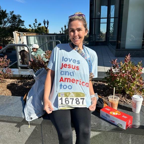 Meet your Posher, Posh - Picture 2 of 16